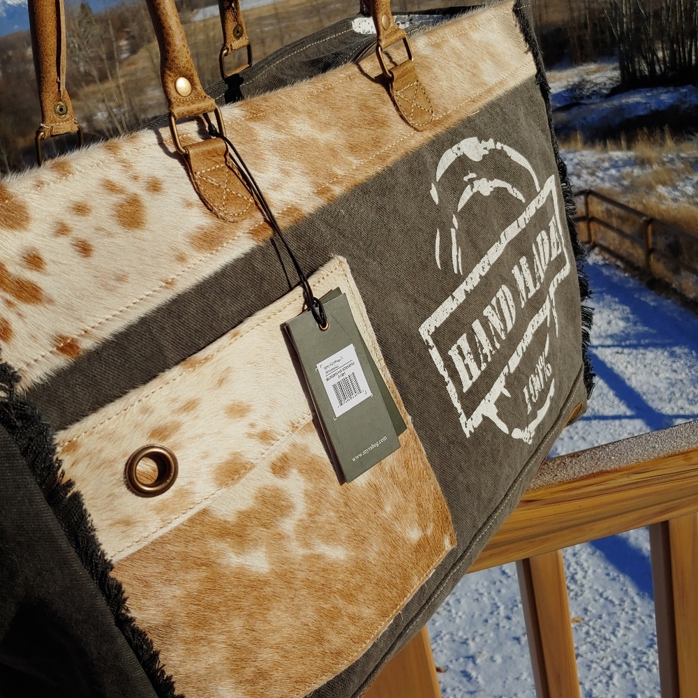 💕🔥Weekender Myra Bag Handmade Cowhide Canvas New - Picture 2 of 7